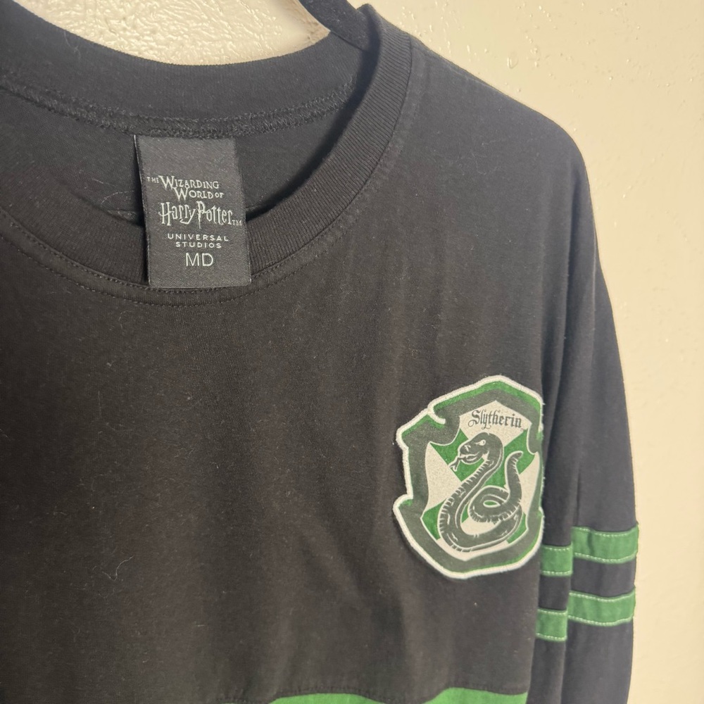 Universal Black‎ and Green Slytherin Long Sleeve Tee - Picture 6 of 7